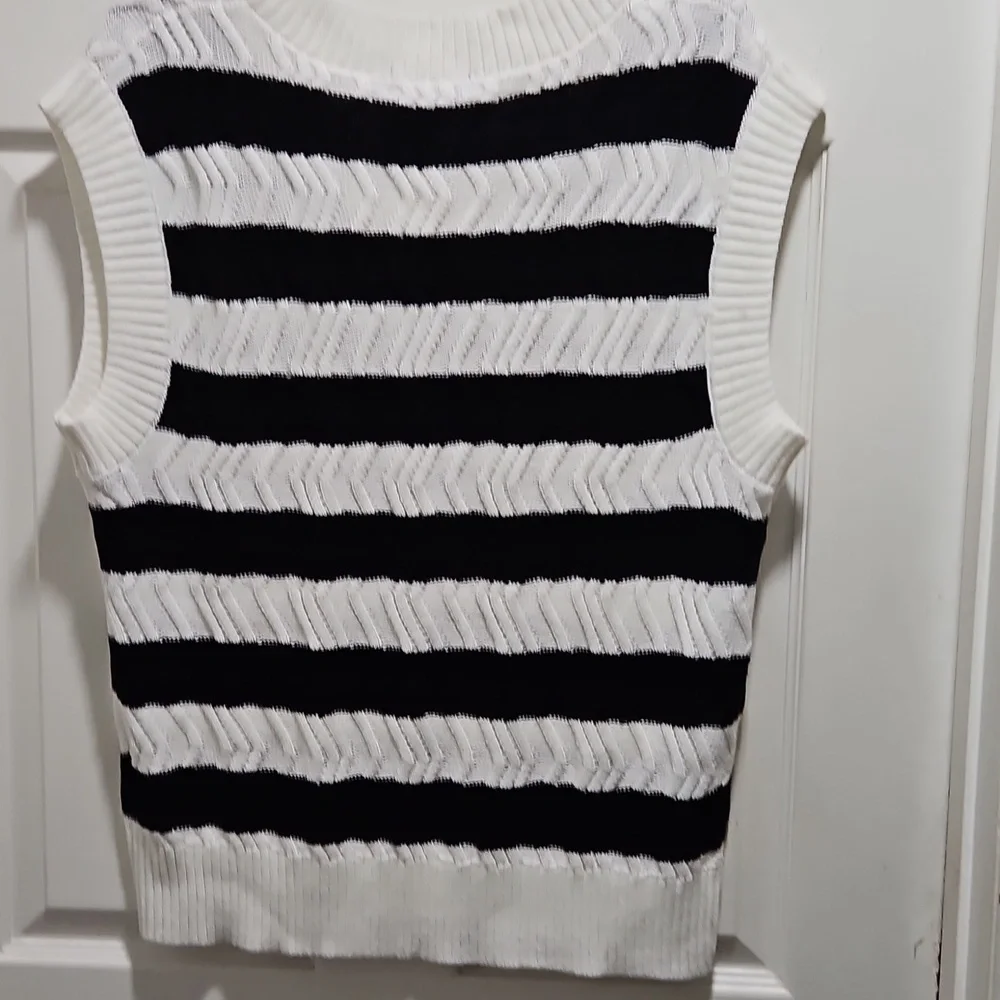 Dokotoo Black and White Striped Sweater Top - Picture 2 of 3